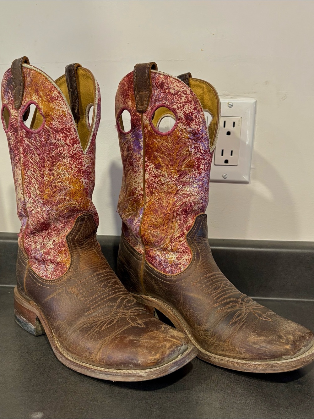 Boulet Women’s Square Toe Western Boots - Pink & Brown